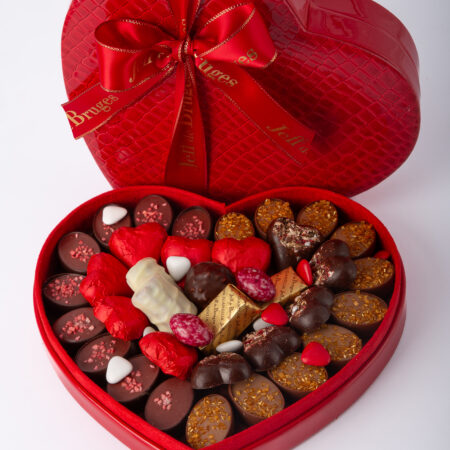 Boite coeur simili cuir Rouge MM1 (chocolats assortis)