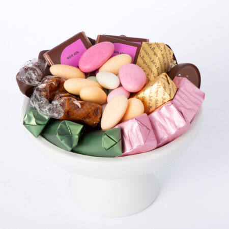 Bol blanc avec pied avec 150g de chocolat